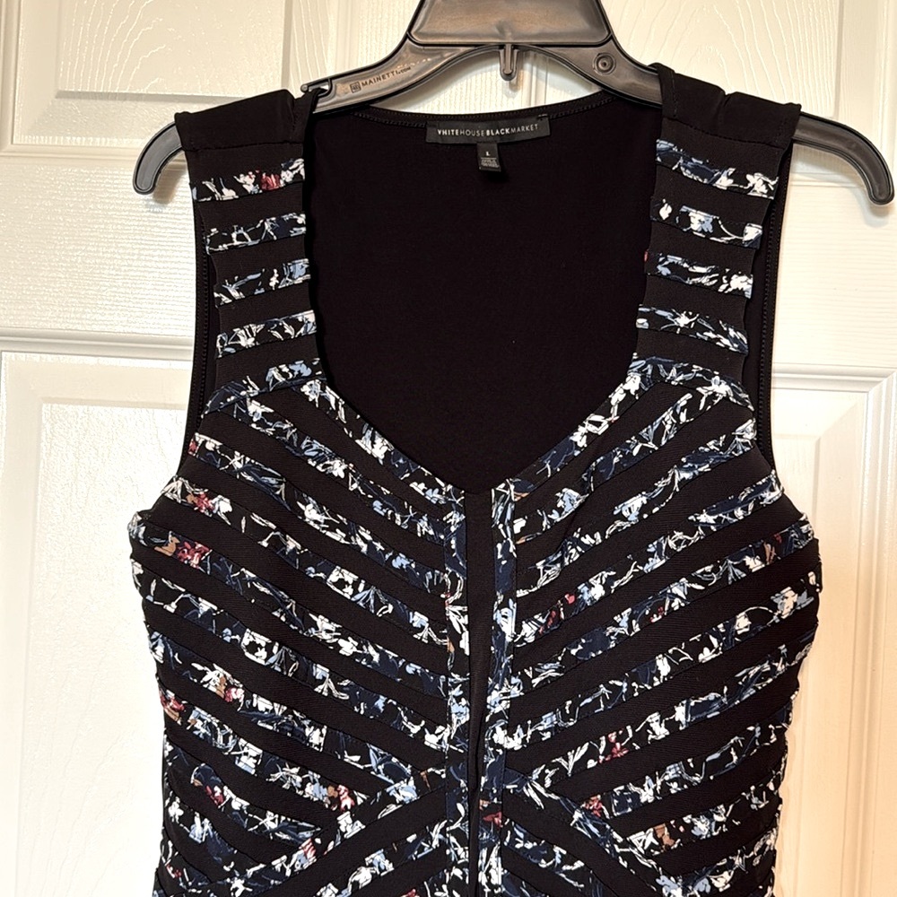 White House Black Market Sleeveless Multi-Color Squared-V-Neck Shell -Size L - Picture 2 of 10